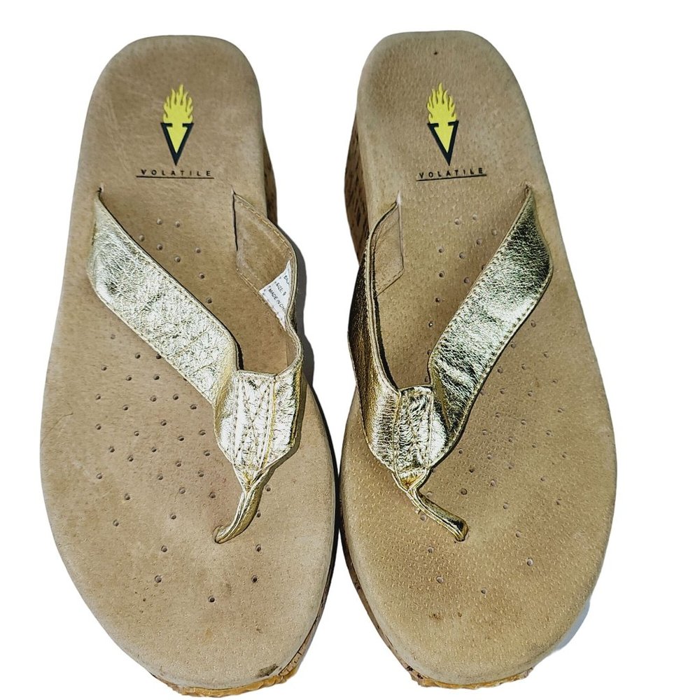 Volatile Neville Women's Gold Wedge Cork Sandals Size 9 - Picture 5 of 9